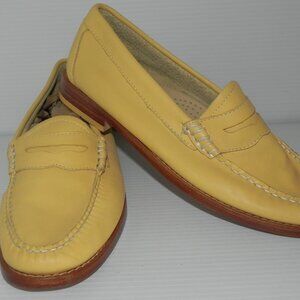 WEEJUNS Women's Yellow Slip-on Leather Loafers Size 7.5.